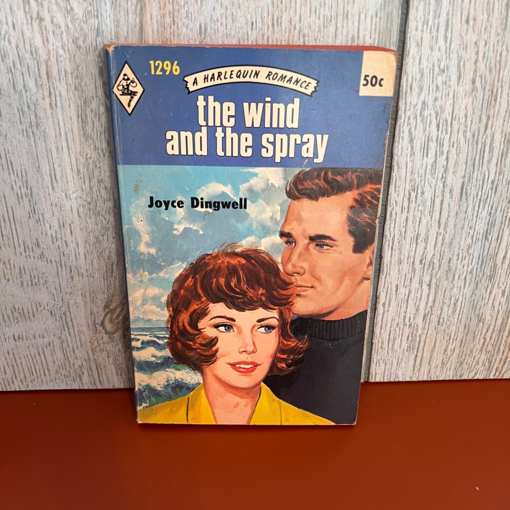 The Wind and the Spray Joyce Dingwell Harlequin Romance 1296 Vintage 1969 Book